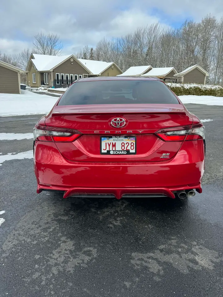 2021 Toyota Camry SE AWD Image