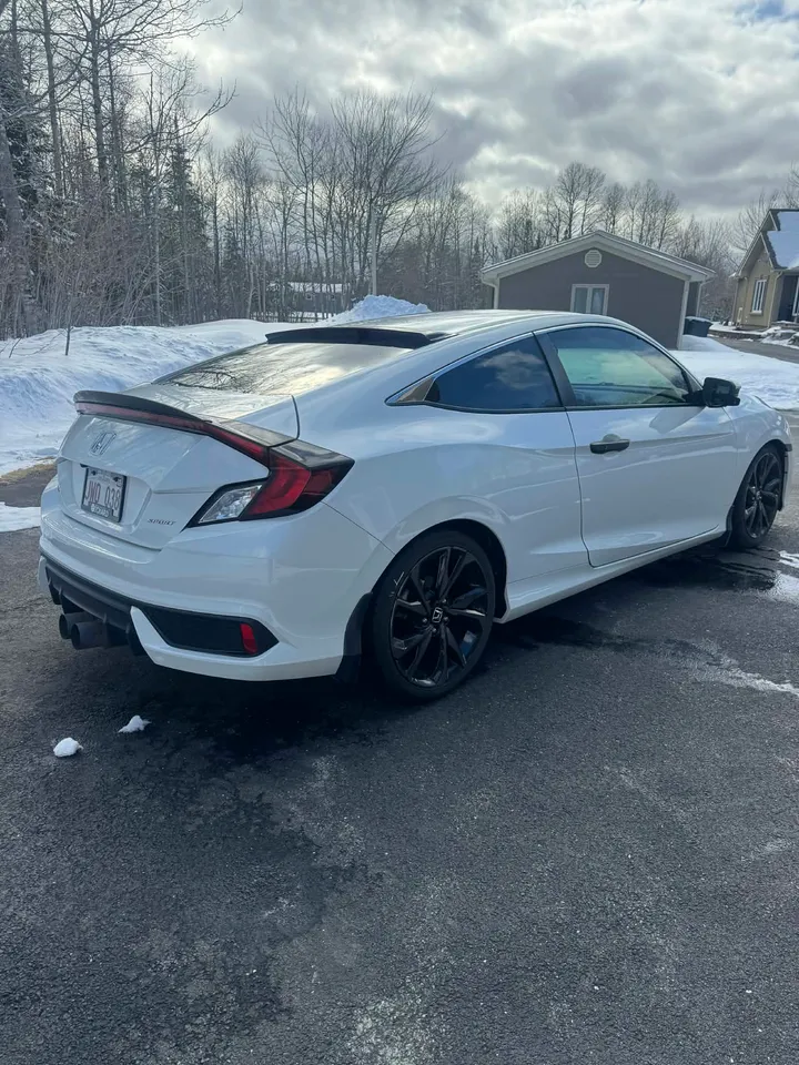 2020 Honda Civic Hatchback Sport Image