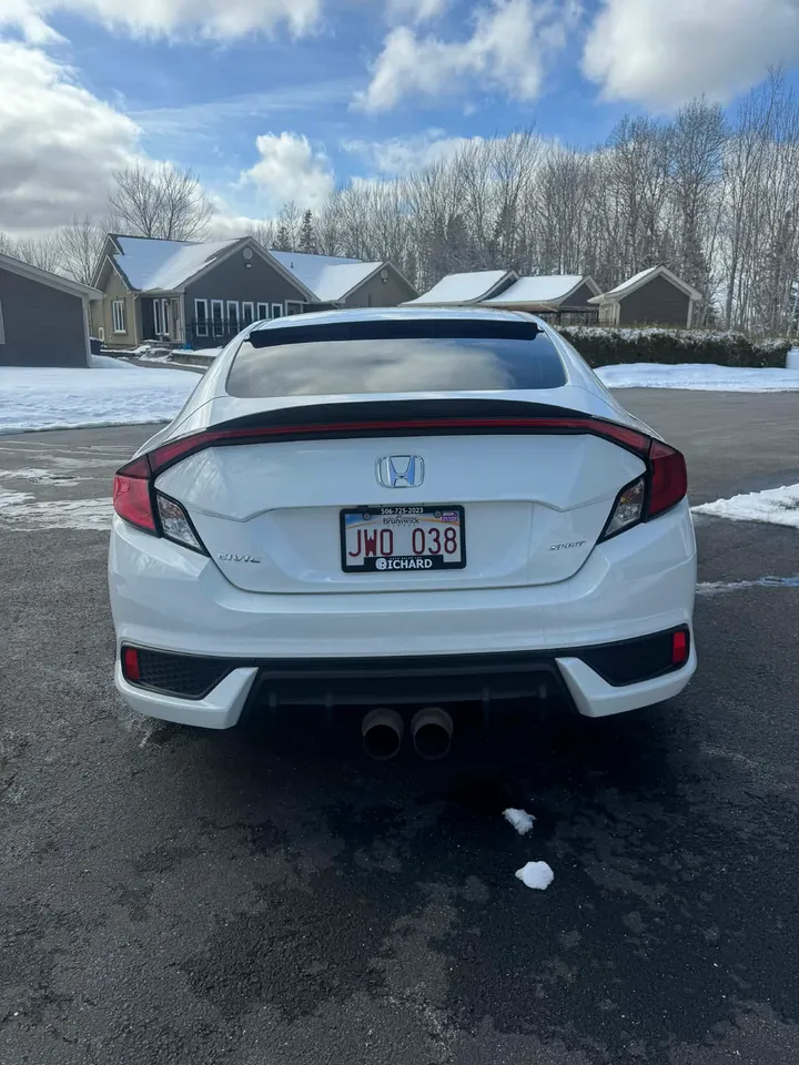 2020 Honda Civic Hatchback Sport Image