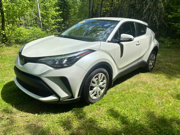 2021 Toyota C-HR XLE Image