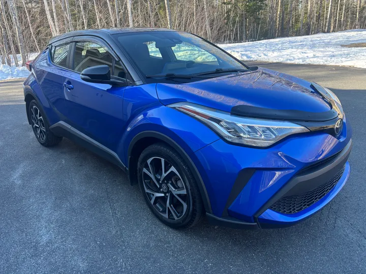 2021 Toyota CH-R XLE Image