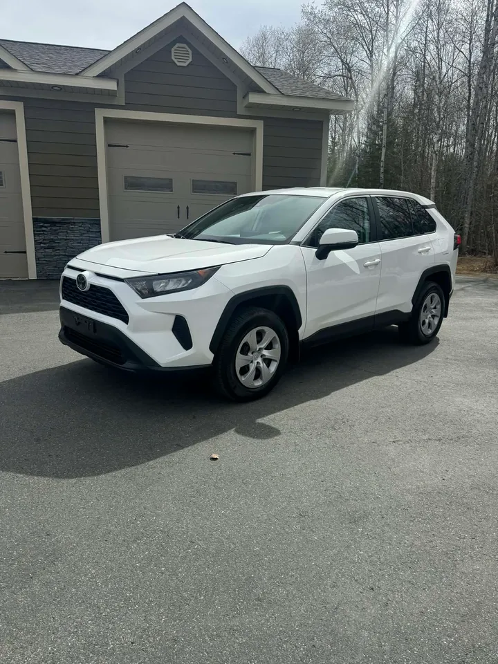 2023 Toyota Rav 4 LE Image