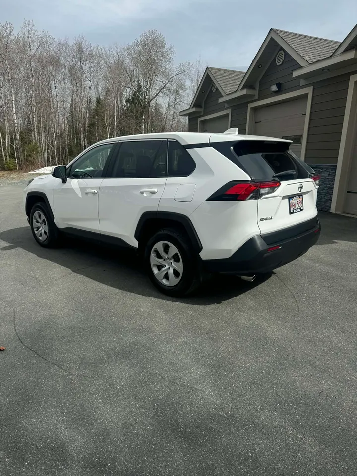 2023 Toyota Rav 4 LE Image