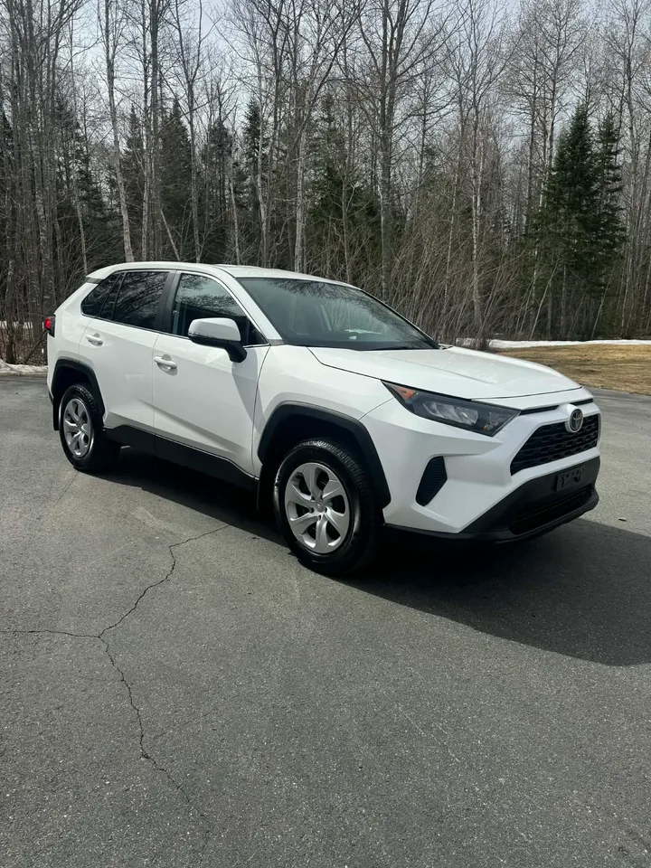 2023 Toyota Rav 4 LE Image