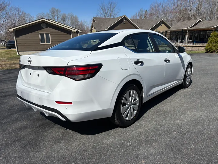 2024 Nissan Sentra S plus Image