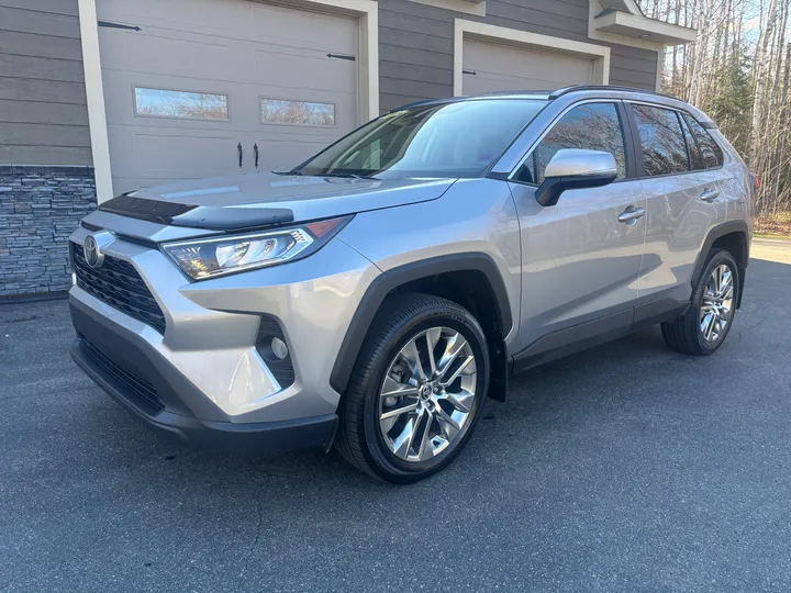 2021 Toyota Rav 4 XLE Image