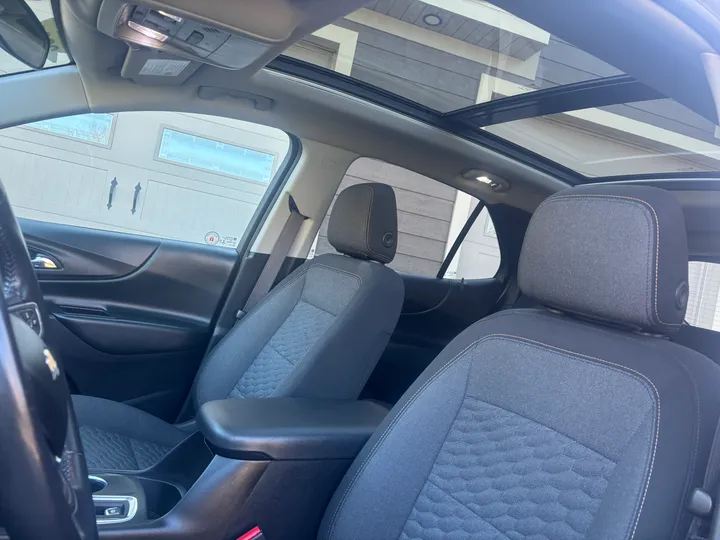2021 Chevrolet Equinox LT AWD Image
