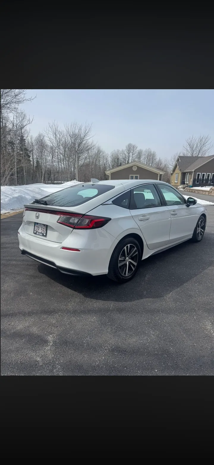 2022 Honda Civic LX Hatchback Image