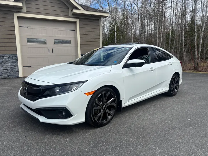 2021 Honda Civic Sport Image