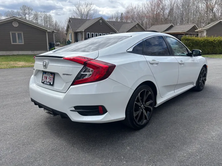2021 Honda Civic Sport Image