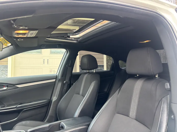 2021 Honda Civic Sport Image