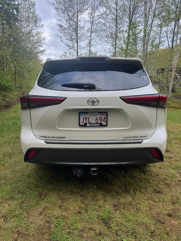 2021 Toyota Highlander Limited Image