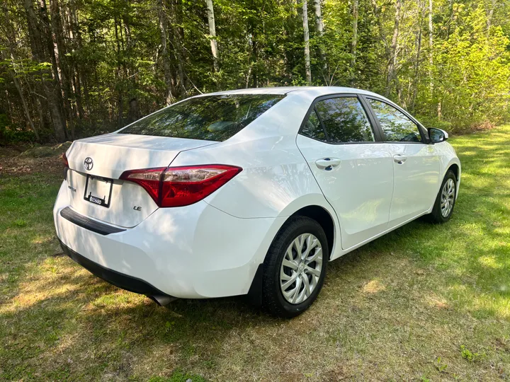 2018 Toyota Corolla LE Image
