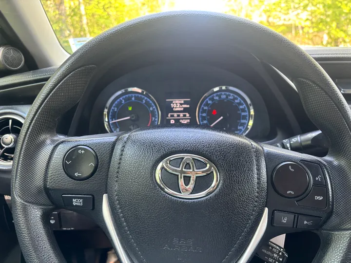 2018 Toyota Corolla LE Image