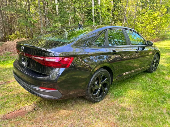 2025 Volkswagen Jetta Comfortline Image