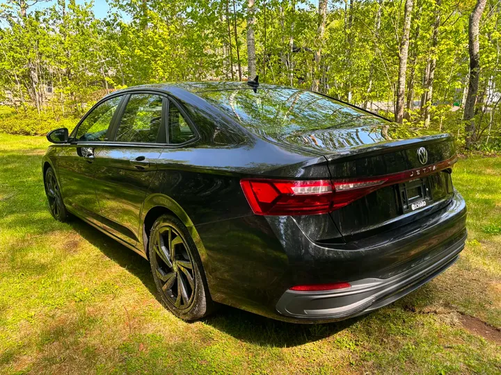 2025 Volkswagen Jetta Comfortline Image