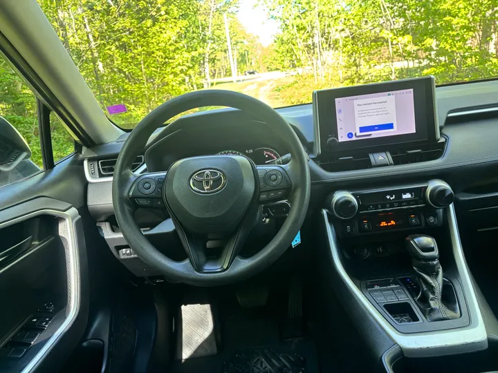 2023 Toyota Rav 4 LE Image
