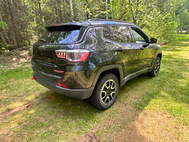 2024 Jeep Compass Trailhawk Image