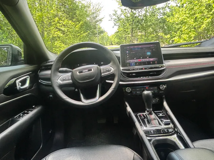 2024 Jeep Compass Trailhawk Image