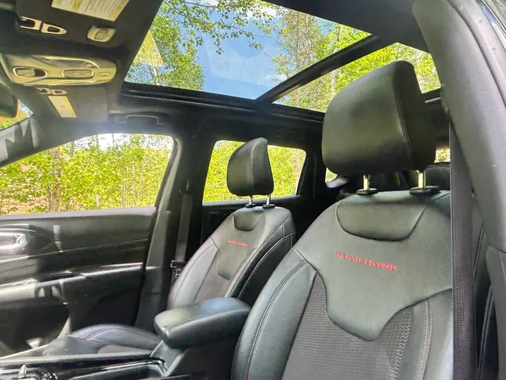 2024 Jeep Compass Trailhawk Image