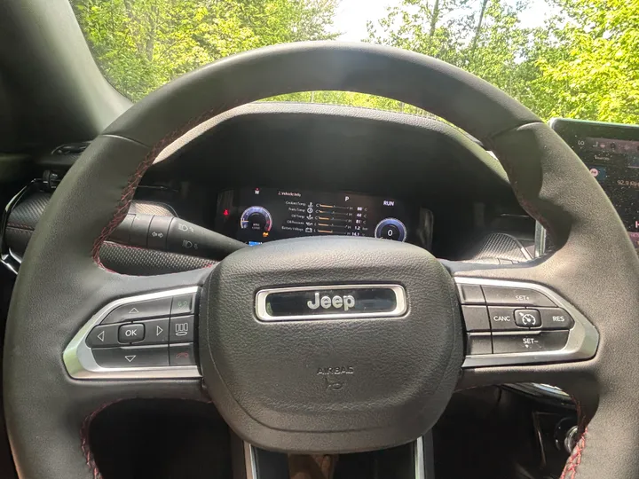 2024 Jeep Compass Trailhawk Image