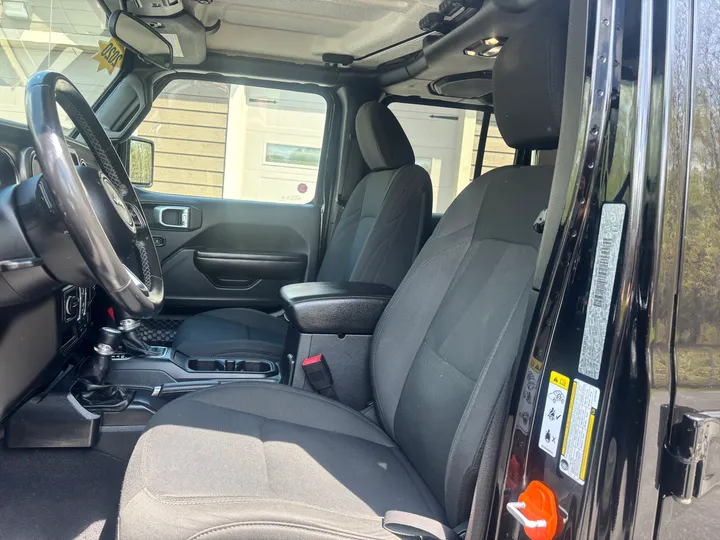 2020 Jeep Gladiator Sport Image