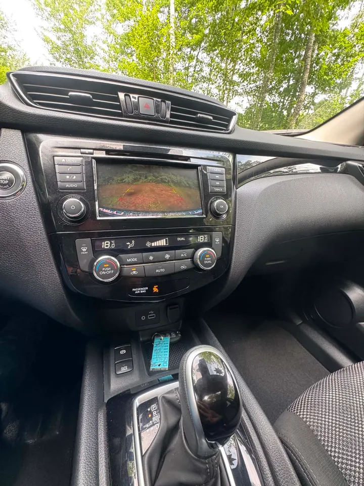 2023 Nissan Qashqai SV Image