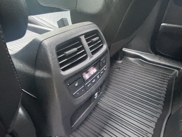 2019 Honda Passport Touring  Image