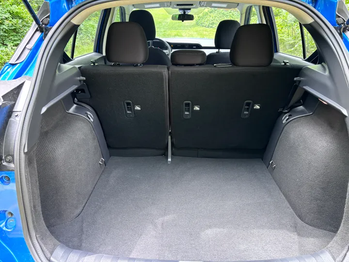 2024 Nissan Kicks SV Image