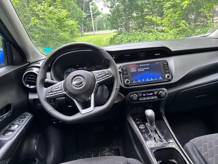 2024 Nissan Kicks SV Image