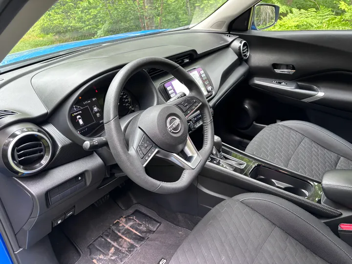 2024 Nissan Kicks SV Image