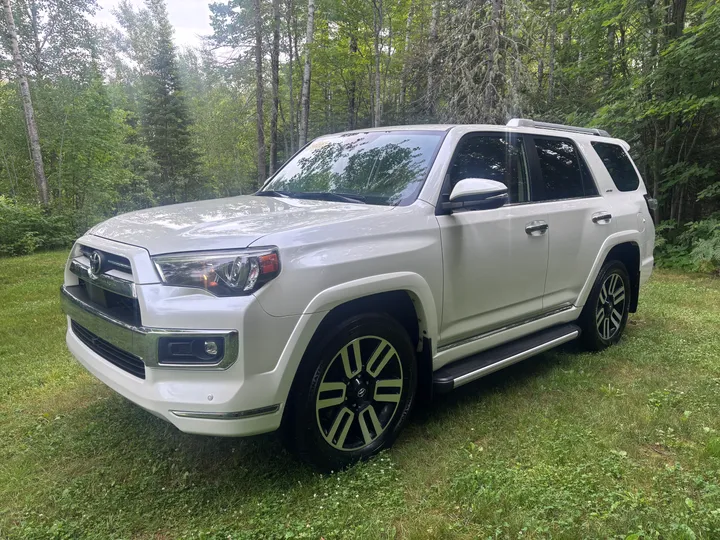 2022 Toyota 4 Runner Limited Image
