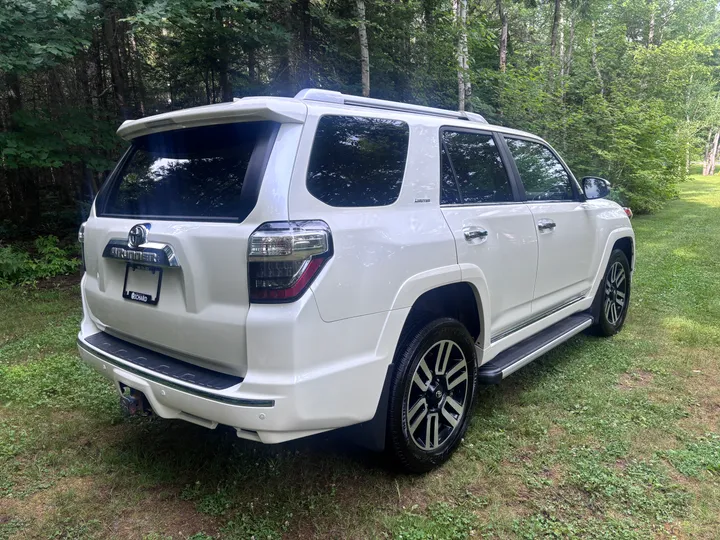 2022 Toyota 4 Runner Limited Image