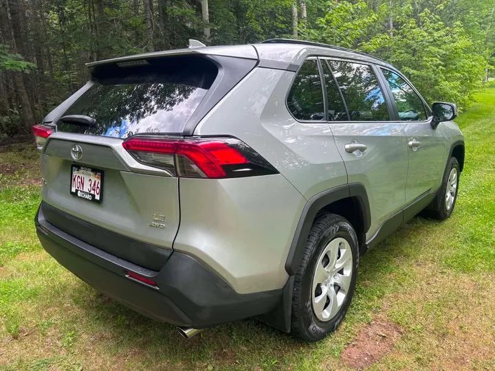 2020 Toyota Rav 4 LE Image