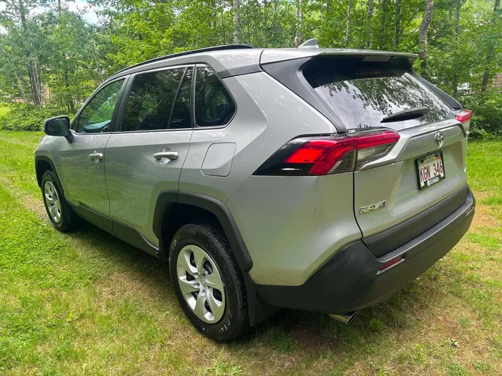 2020 Toyota Rav 4 LE Image