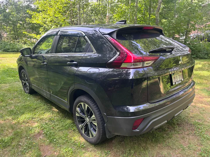 2022 Mitsubishi Eclipse Cross ES Image
