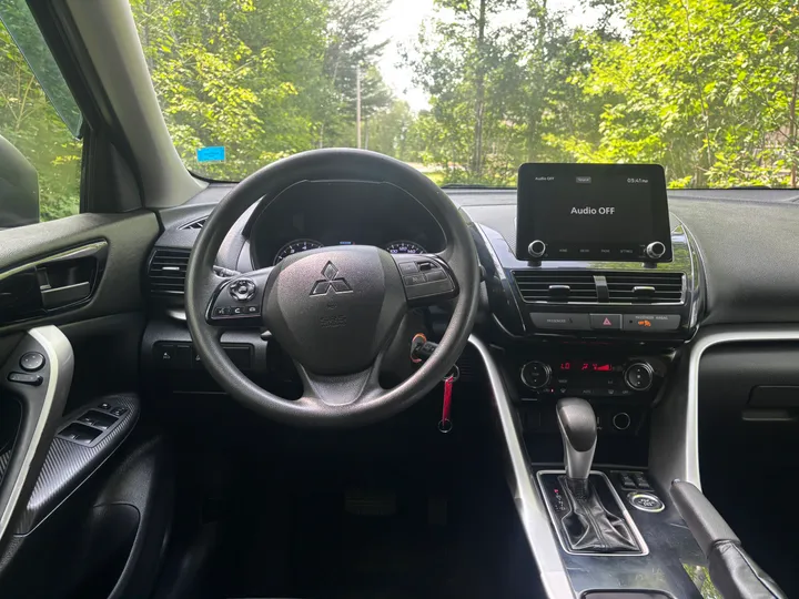 2022 Mitsubishi Eclipse Cross ES Image
