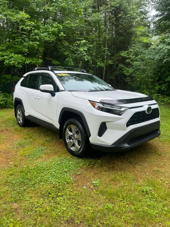 2022 Toyota Corolla XLE Image