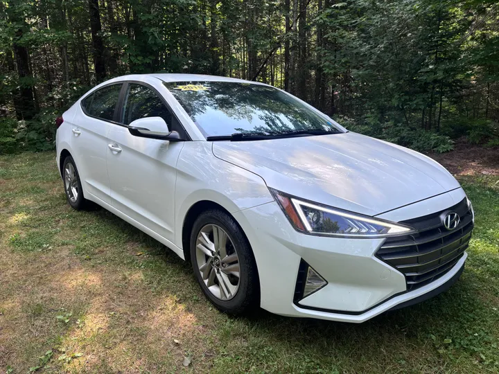 2019 Hyundai Elantra Image