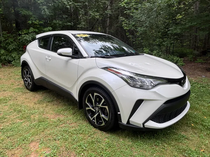 2020 Toyota C-HR XLE Premium Image