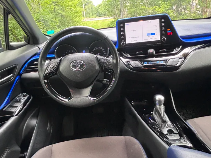 2020 Toyota C-HR XLE Premium Image