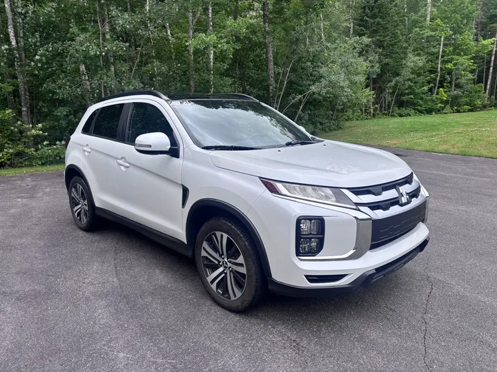 2023 Mitsubishi RVR GT Image