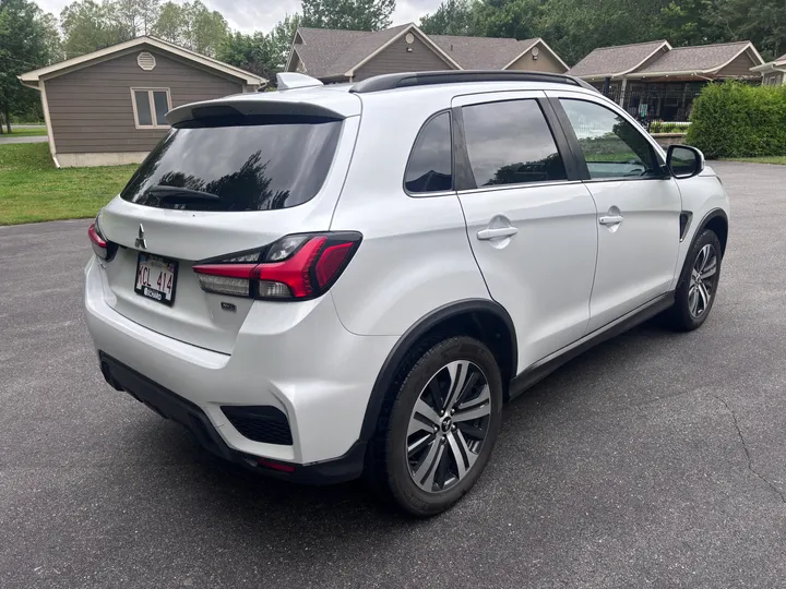 2023 Mitsubishi RVR GT Image