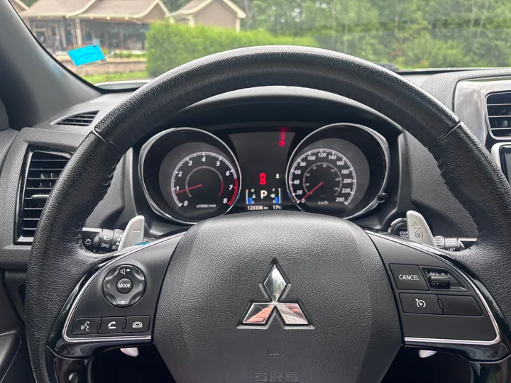 2023 Mitsubishi RVR GT Image