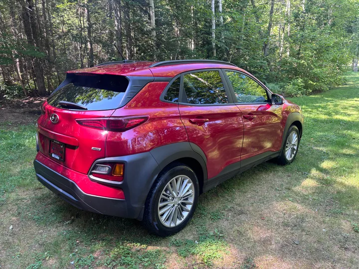 2021 Hyundai Kona Luxury  Image