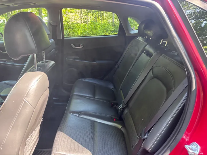 2021 Hyundai Kona Luxury  Image