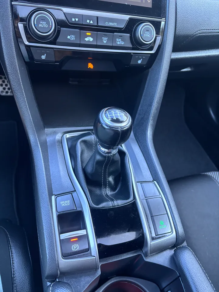 2019 Honda Civic Sport Image