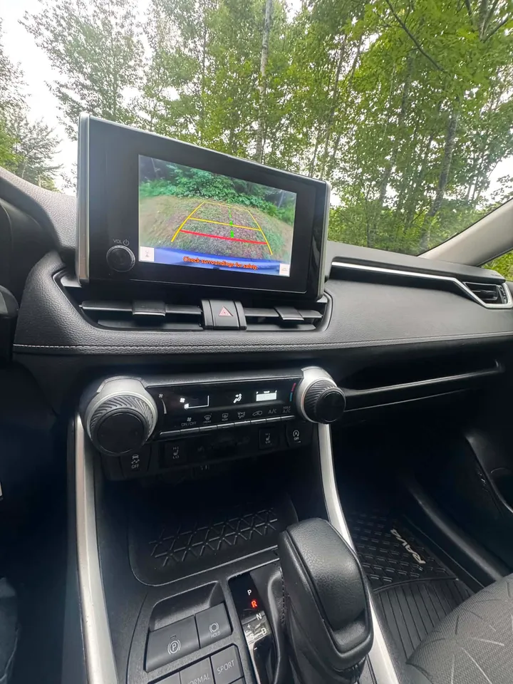 2023 Toyota Rav 4 LE Image