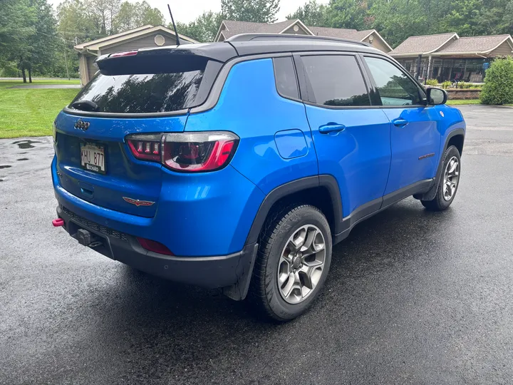 2021 Jeep Compass Trailhawk Image
