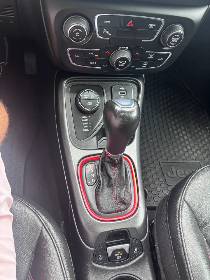 2021 Jeep Compass Trailhawk Image
